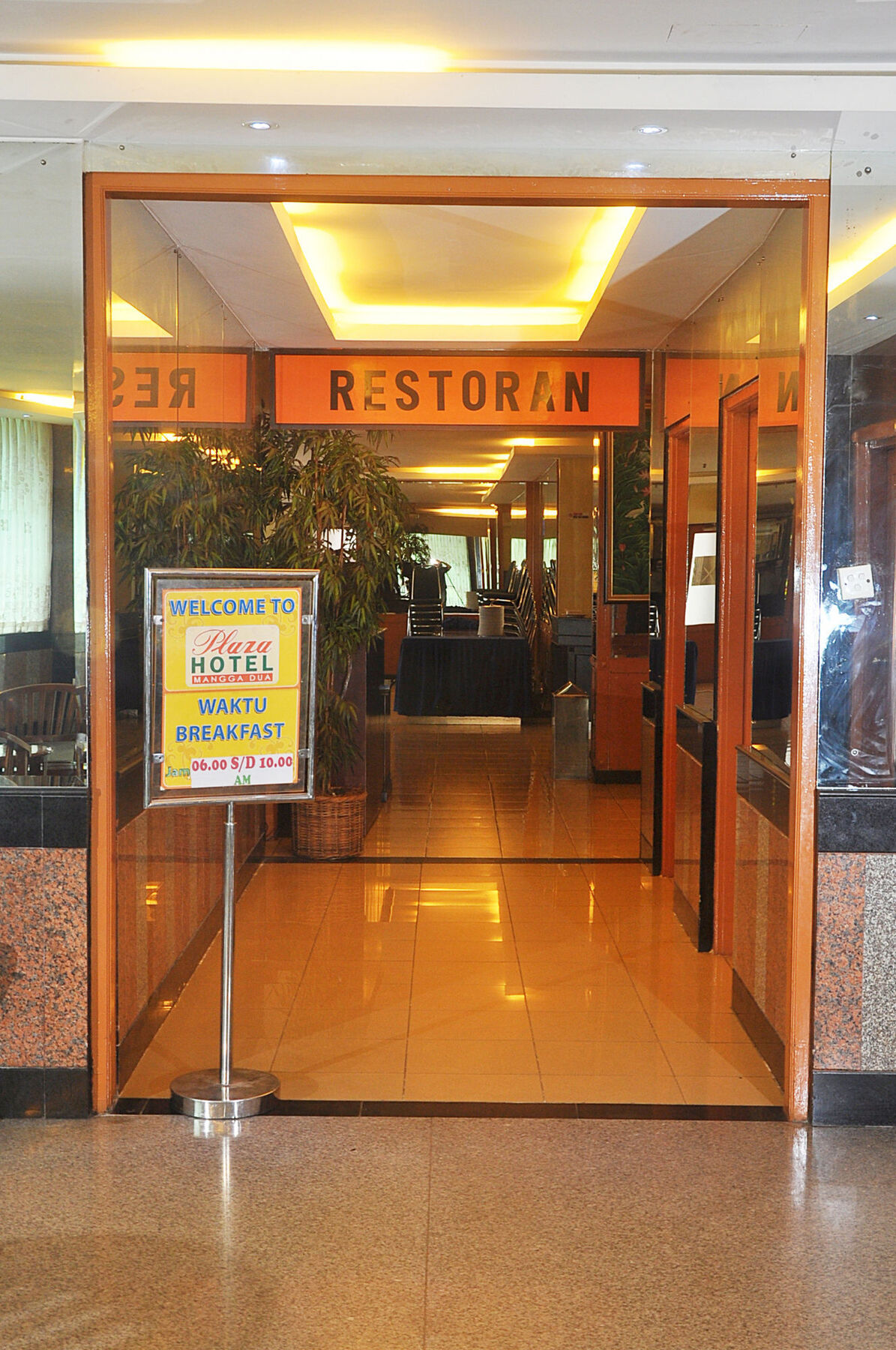 Plaza Hotel Harco Mangga Dua Jakarta Kültér fotó