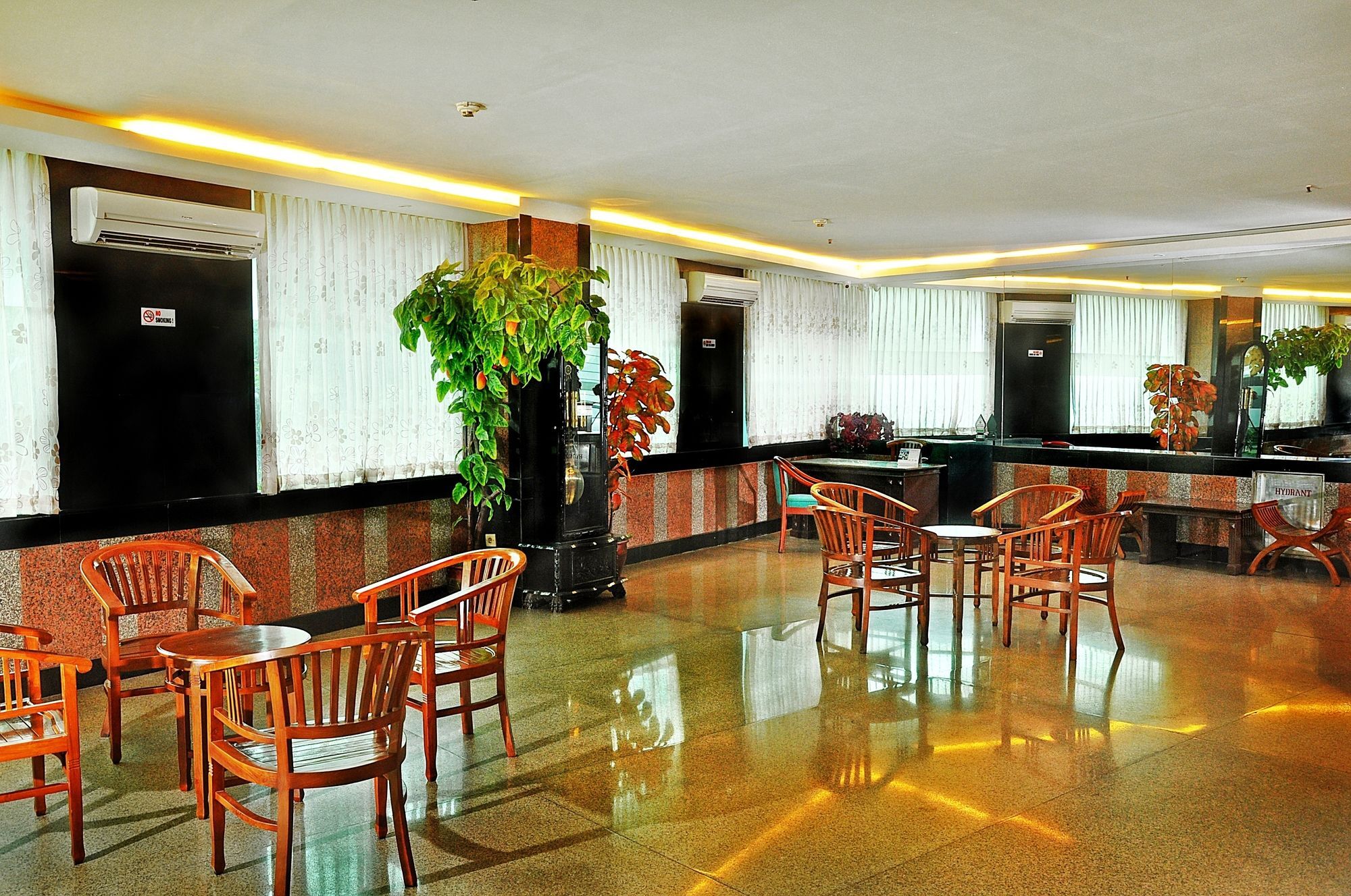 Plaza Hotel Harco Mangga Dua Jakarta Kültér fotó